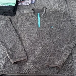 Southern marsh Men's Charcoal Zip-Up Sweater with Teal Accent size m